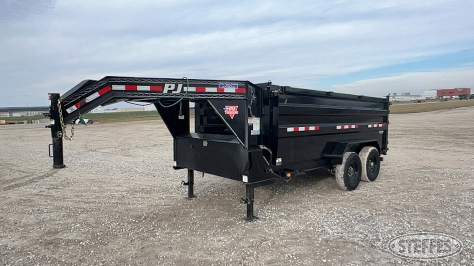 Equipment, Farm & Land Auctions Steffes Group, Inc.